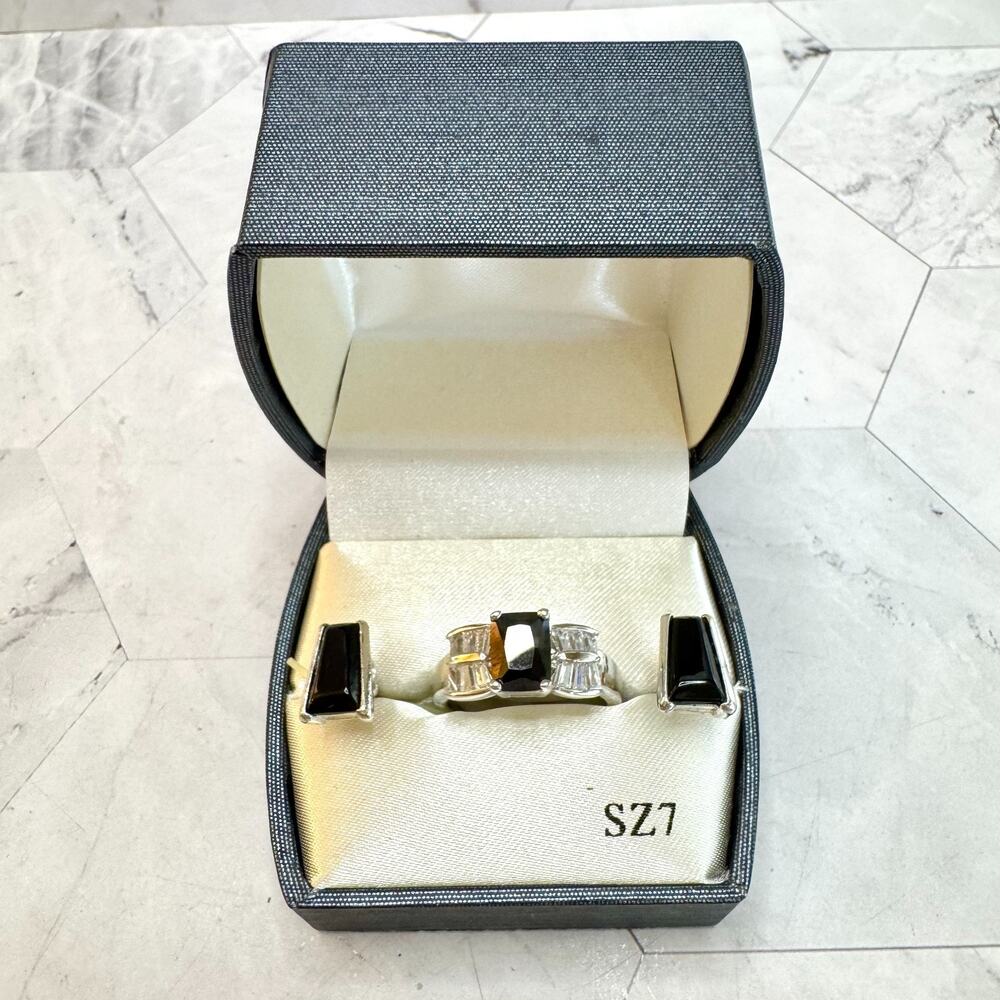 Fashion Ring & Earring Set Faux Black Onyx CZ Silver Tone Sz 7 New Old Stock